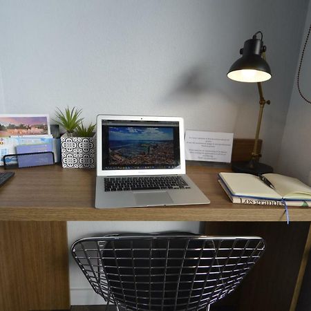 Lukentum Suites Alicante Bagian luar foto