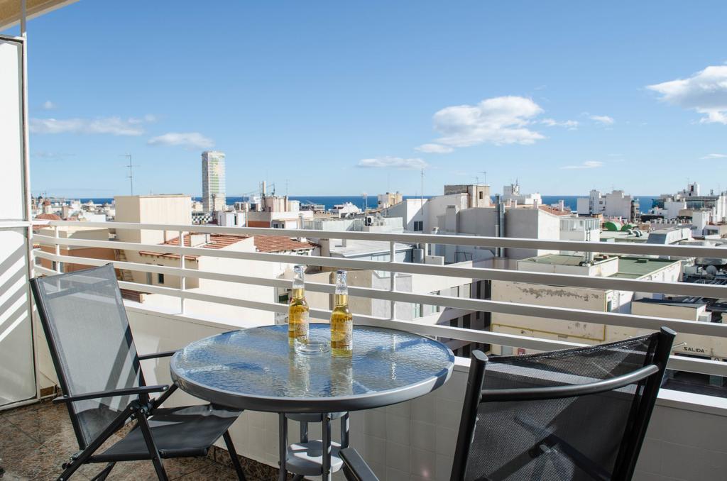 Lukentum Suites Alicante Bagian luar foto