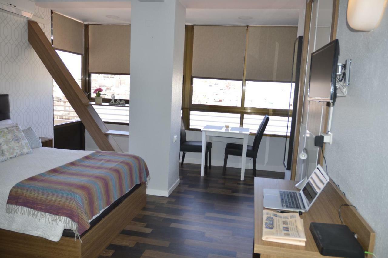Lukentum Suites Alicante Bagian luar foto