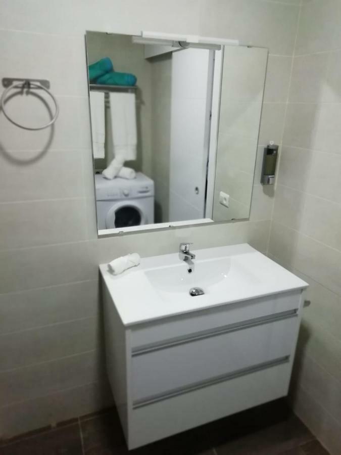 Lukentum Suites Alicante Bagian luar foto