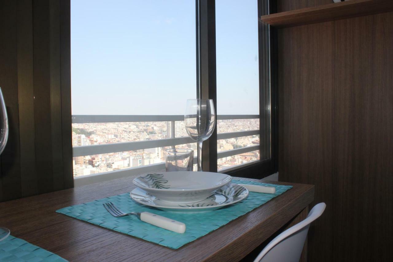 Lukentum Suites Alicante Bagian luar foto